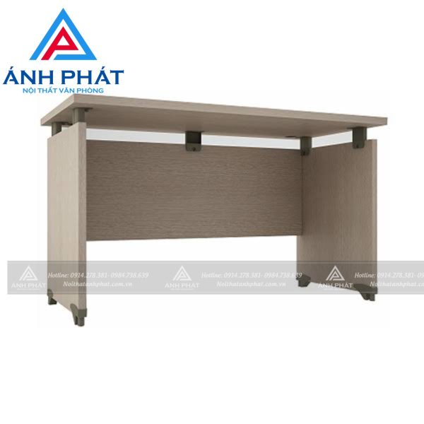 Bàn làm việc lâng Fami 1m2x60 mới